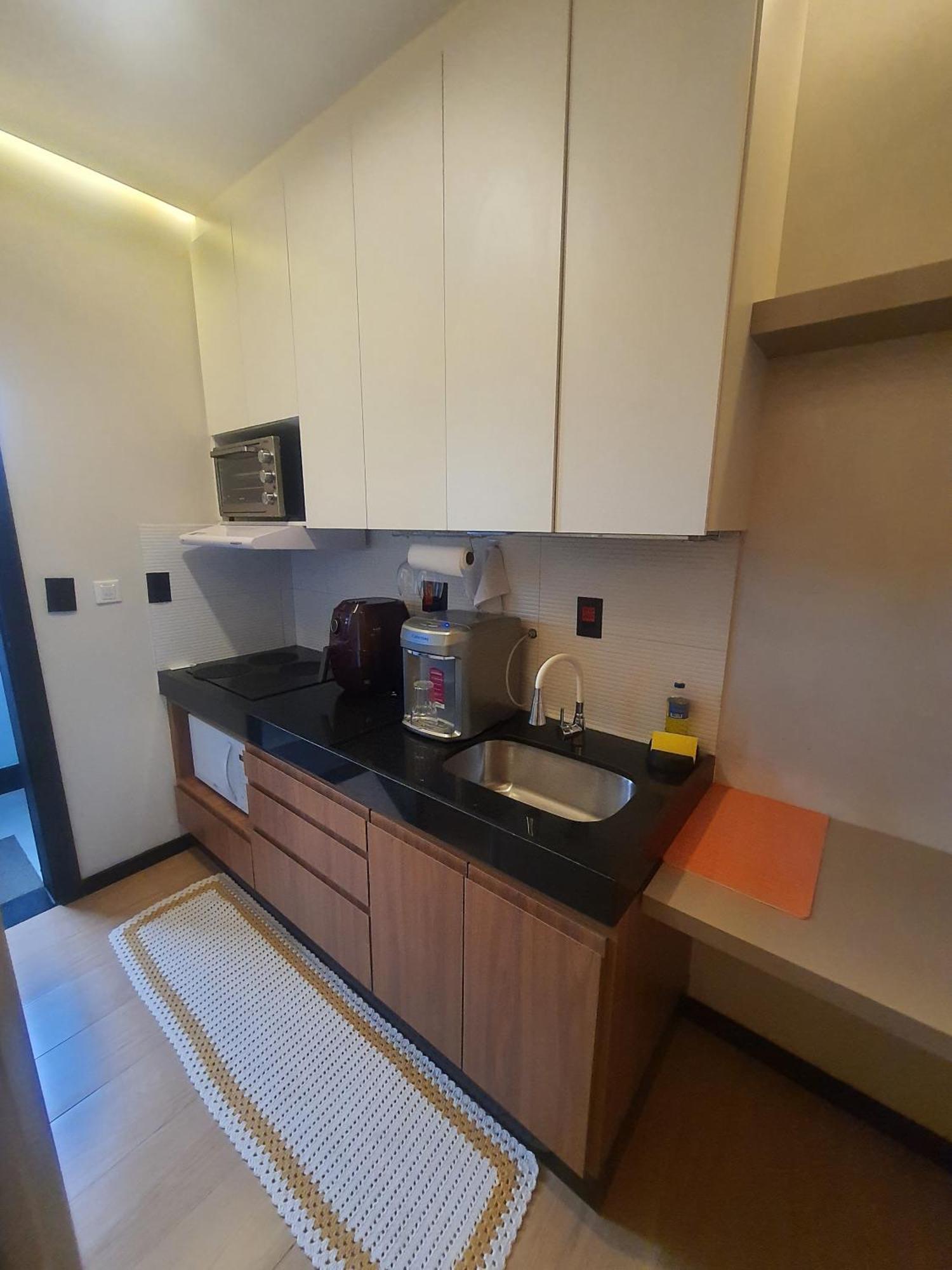 Theotokos Flats Apartment